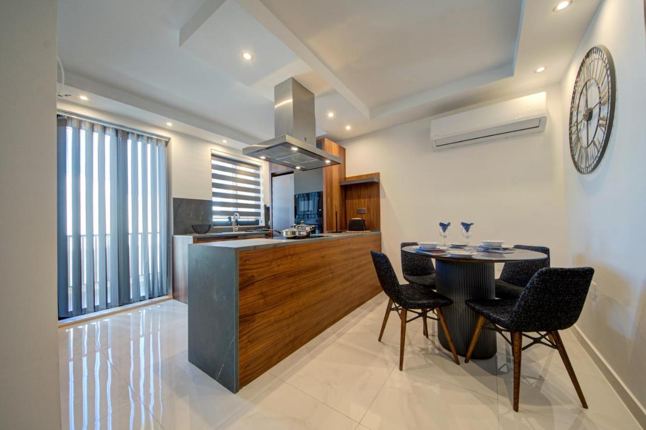 Central Apartments Σεντ Πόλς Μπέι Εξωτερικό φωτογραφία
