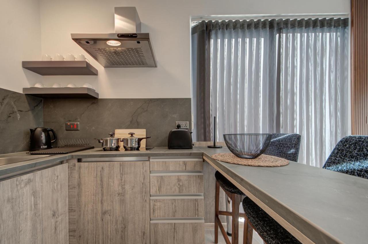 Central Apartments Σεντ Πόλς Μπέι Εξωτερικό φωτογραφία