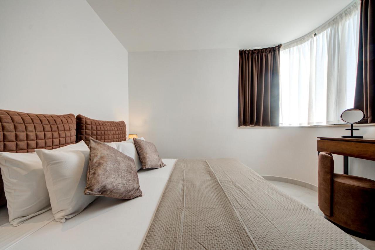 Central Apartments Σεντ Πόλς Μπέι Εξωτερικό φωτογραφία